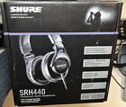 Studio headphones Shure Srh440