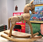 Cavallo a dondolo in legno con decori in metallo 50 x 13 H51