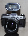Fotocamera reflex analogica Canon AE1 + obiettivo 35-70mm f4 + flash pellicola