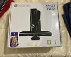 Xbox 360 Kinect Special Edition con Scatola, Joystick, Giochi