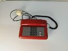 Telefono SIP Rosso a Tastiera Vintage del 94 design Giugiaro 