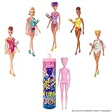Barbie - Color Reveal Beach, Bambola Cambia Colore con 7 Sorprese a Tema Spiaggia e Tanti Accessori, Giocattolo per Bambini 3+Anni, GTR95