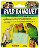Zoo Med Bird Banquet - Mangime in blocco per uccelli pappagalli e volatili, a base di minerali e Calcio, arricchito con Verdura, leviga il becco, 28 g